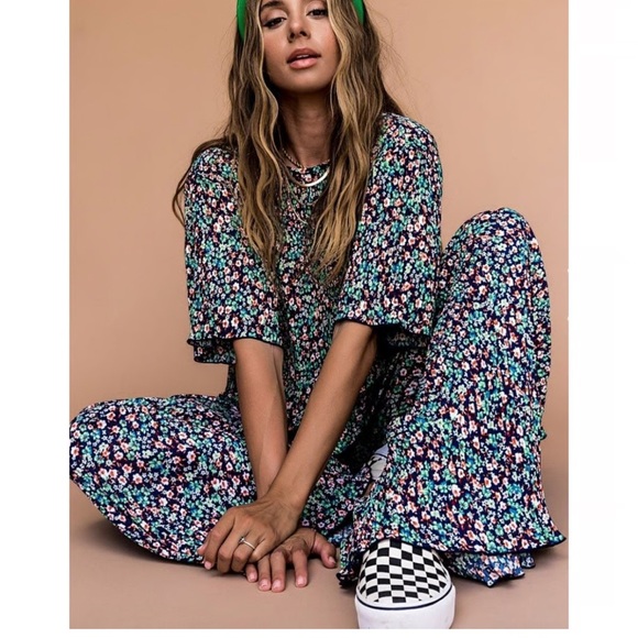 Dressed in Lala Pants - Dressed In LALA Louie Luxe Pleated Two piece Set in Wildflower Size Large